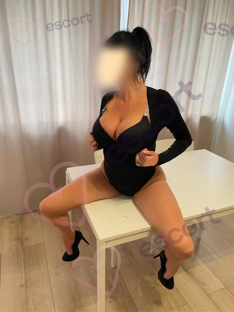 Gái Gọi Sexy Ola 28 tuổi Sống tại Ba Lan, Masovian, Warsaw, Wola ( Cave Châu Âu)