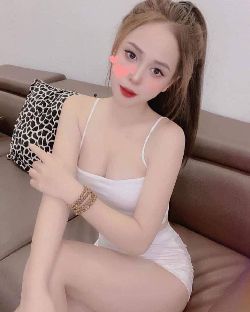 photo_6172560898997205842_y