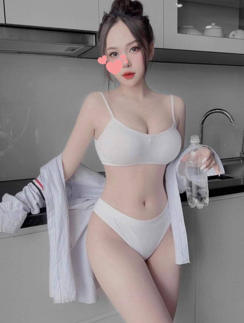 photo_6172560898997205843_y